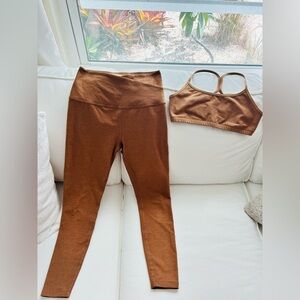 Beyond Yoga Set in Medium Caramel Toffee